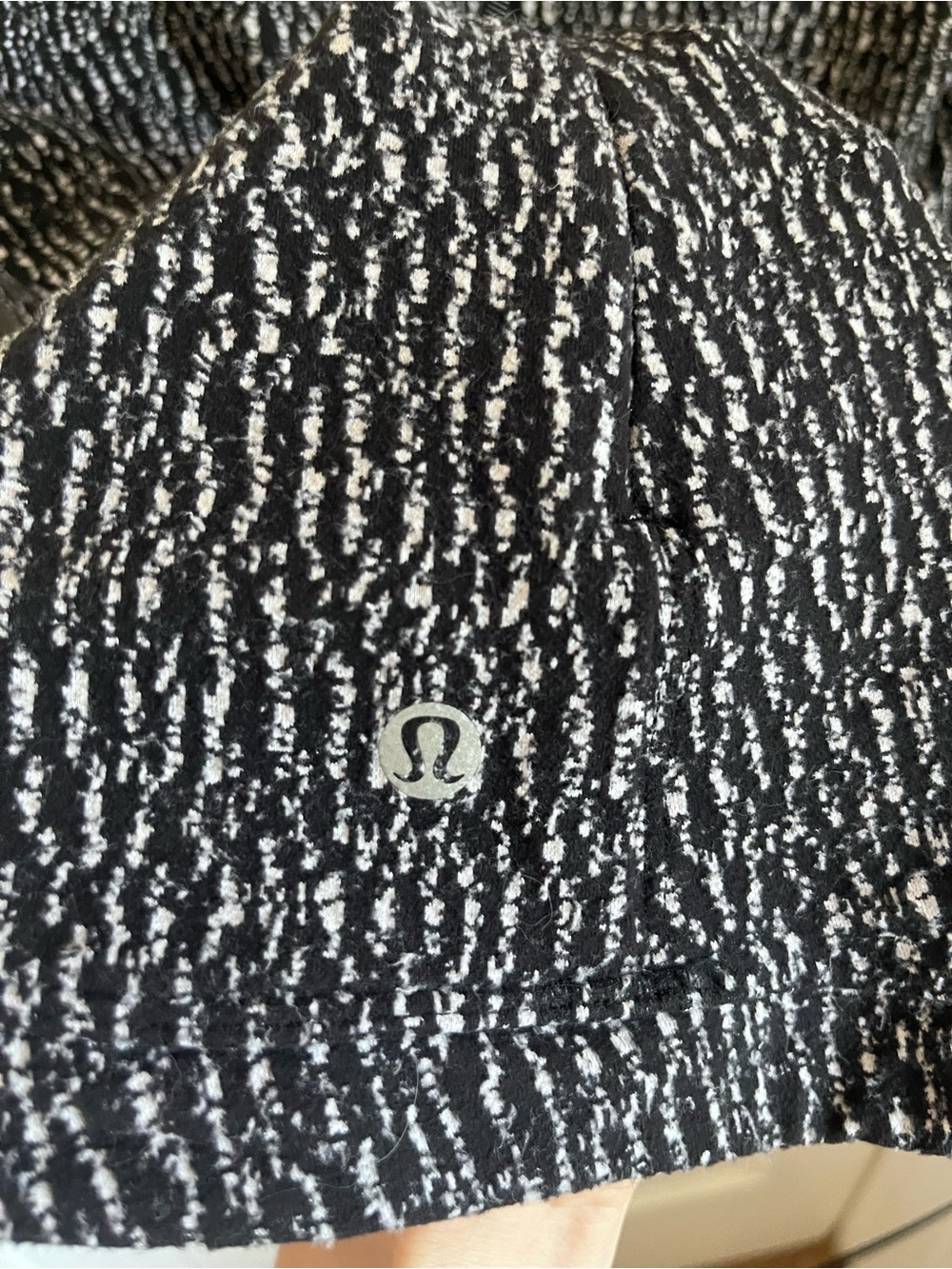 Lululemon Runderful Long Sleeve - Picture 3 of 9